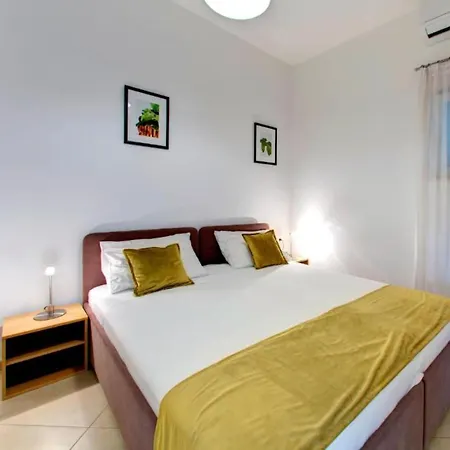 With Balcony And Sea View S2 Dubrovník